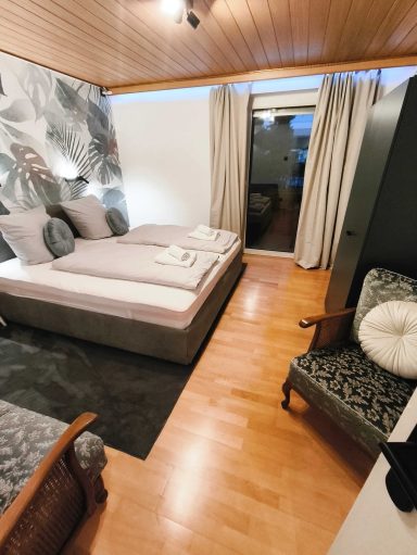 Schlafzimmer 2 Ferienwohnung Burgperle