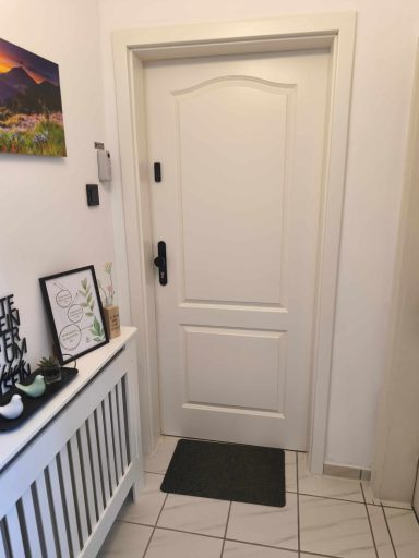 Heller Eingangsbereich der Ferienwohnung Burgjuwel in Burghausen