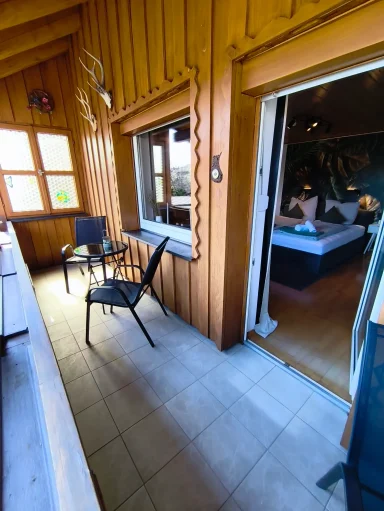 Balkon und Schlafzimmer 1 mit Schlafsofa