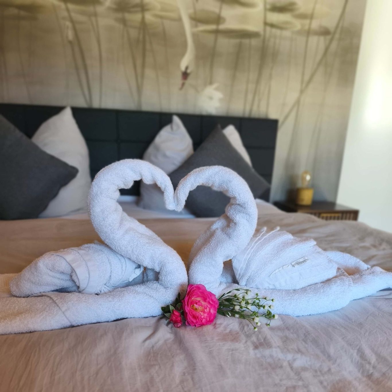 Schlafzimmer 1 – Ferienwohnung Burgjuwel Burghausen Schlafzimmer 1 mit Doppelbett in der Ferienwohnung Burgjuwel in Burghausen