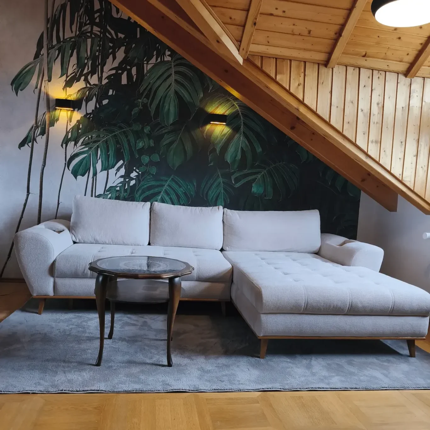 Ferienwohnung Burgzauber Burghausen Badezimmer in Burghausen Unterkunft Wohnzimmer Ferienwohnung Burgzauber Burghausen in Burghausen Unterkunft mit großem Wohnzimmer, Schlafcouch