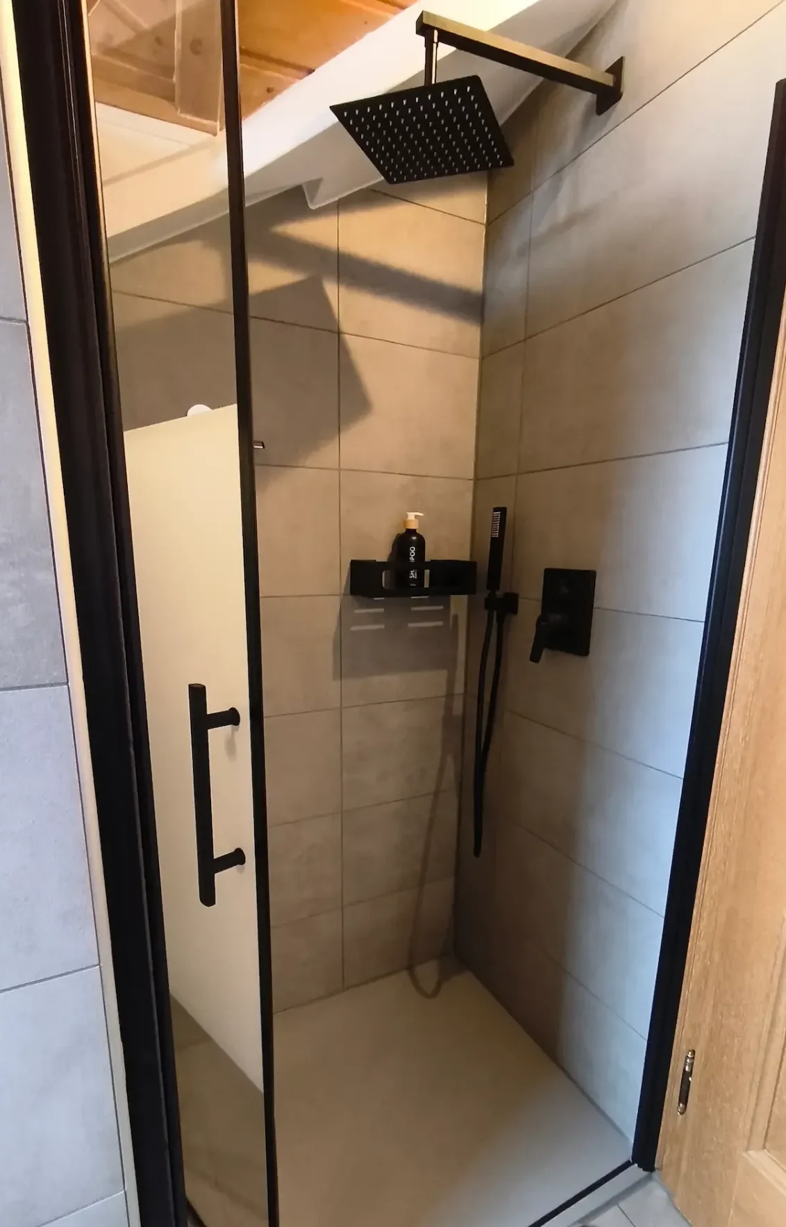Ferienwohnung Burgzauber Burghausen in Burghausen - Badezimmer Regendusche
